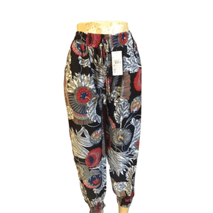 Cropped Pant With Elastic Waist and 2 Side Pockets 6 Pack Assorted Prints (Size: S/M-L/XL,3-3)