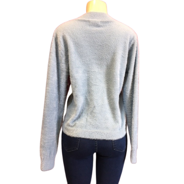 Super Soft and Fluffy Pearl Bottom Cardigan Pre-Ticketed  $49.99  (Size: S/M-L/XL, 3-3)